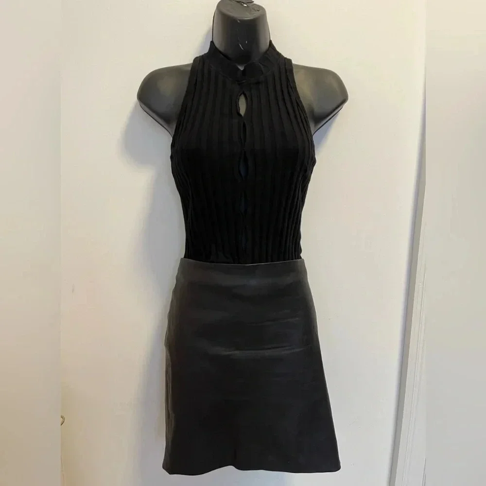 The Row Loattan Skirt lambswool size 6 mini/ short - Picture 8 of 8